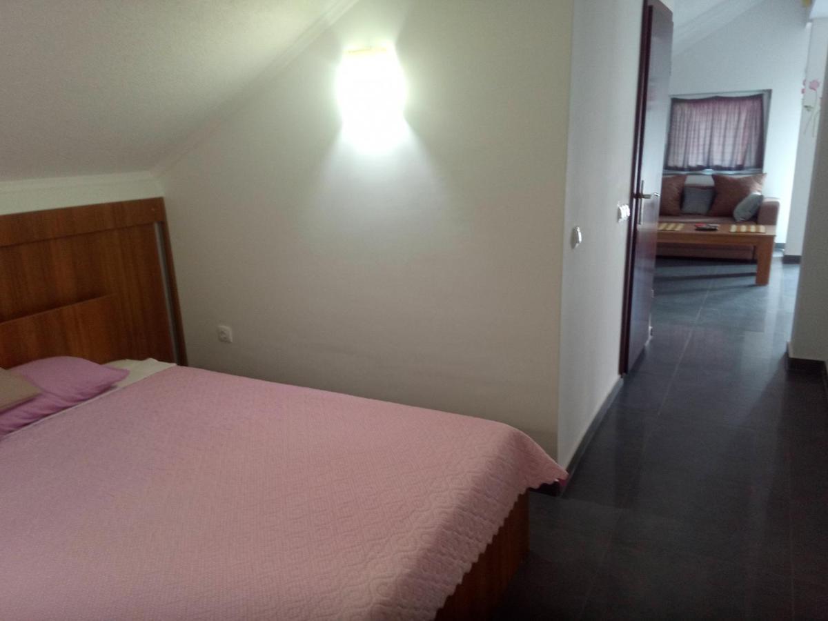 Yard House Trpejca Hotel Ohrid Buitenkant foto