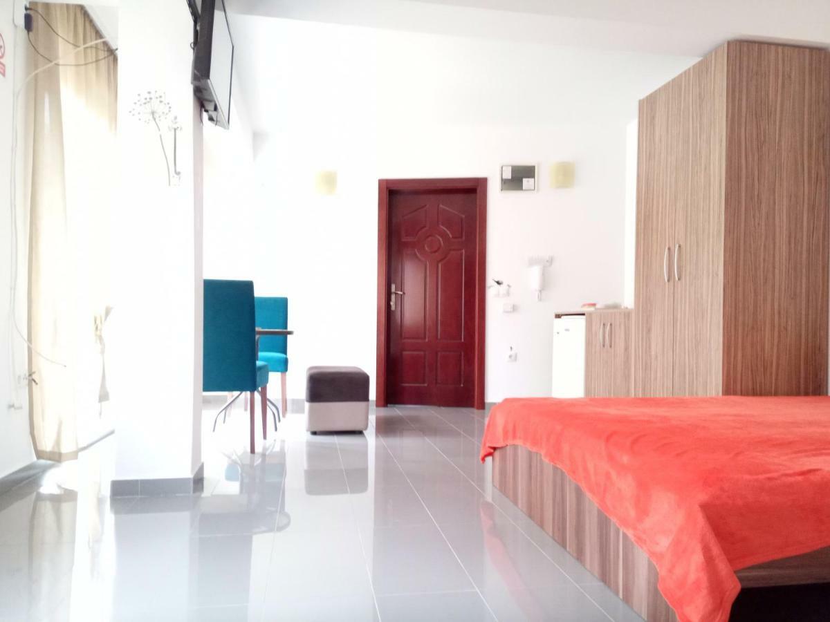 Yard House Trpejca Hotel Ohrid Buitenkant foto
