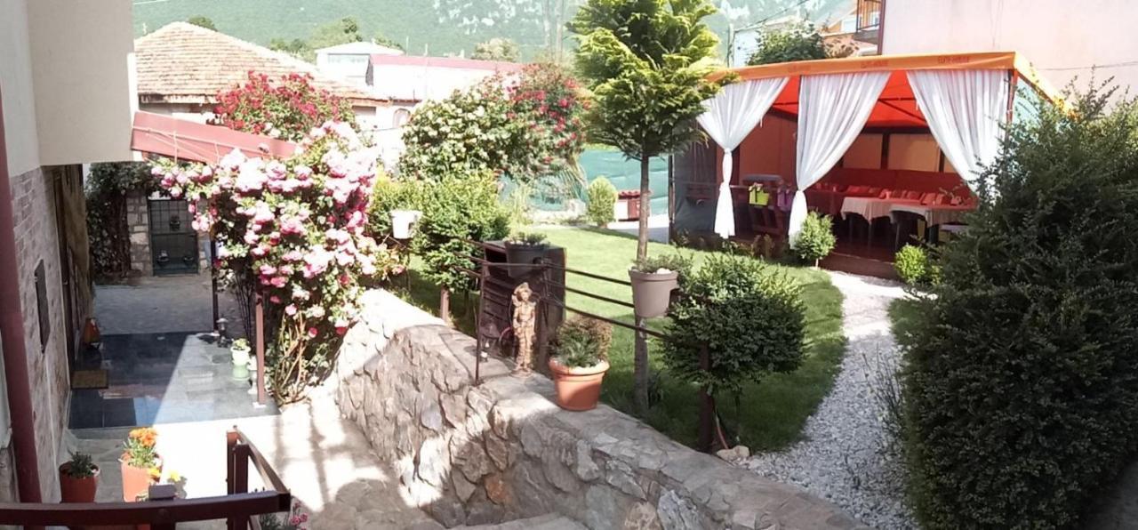 Yard House Trpejca Hotel Ohrid Buitenkant foto