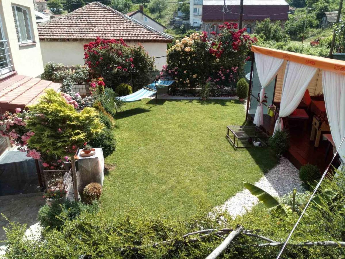 Yard House Trpejca Hotel Ohrid Buitenkant foto